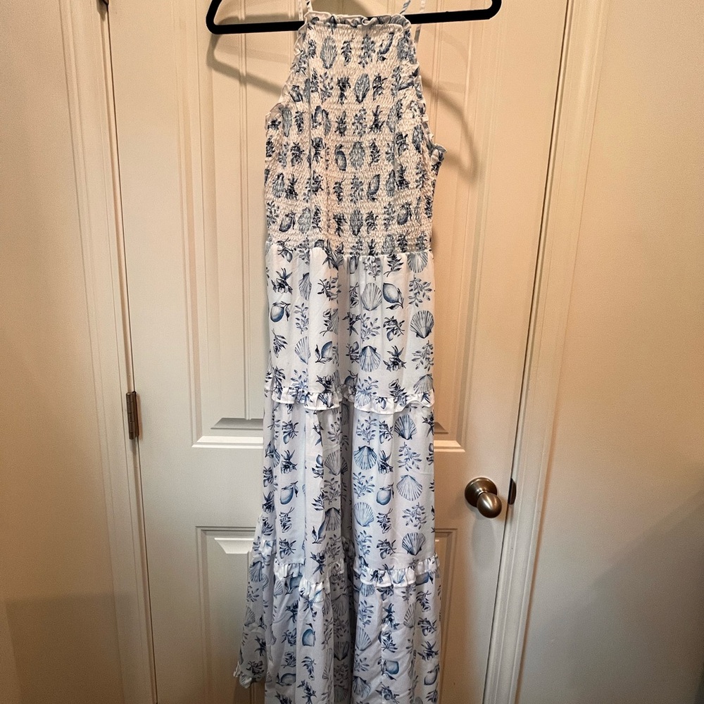 Ann Taylor XS White Blue Seashell Beach‎ Sleeveless Tiered Maxi Dress Women’s